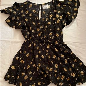 Princess Polly Romper